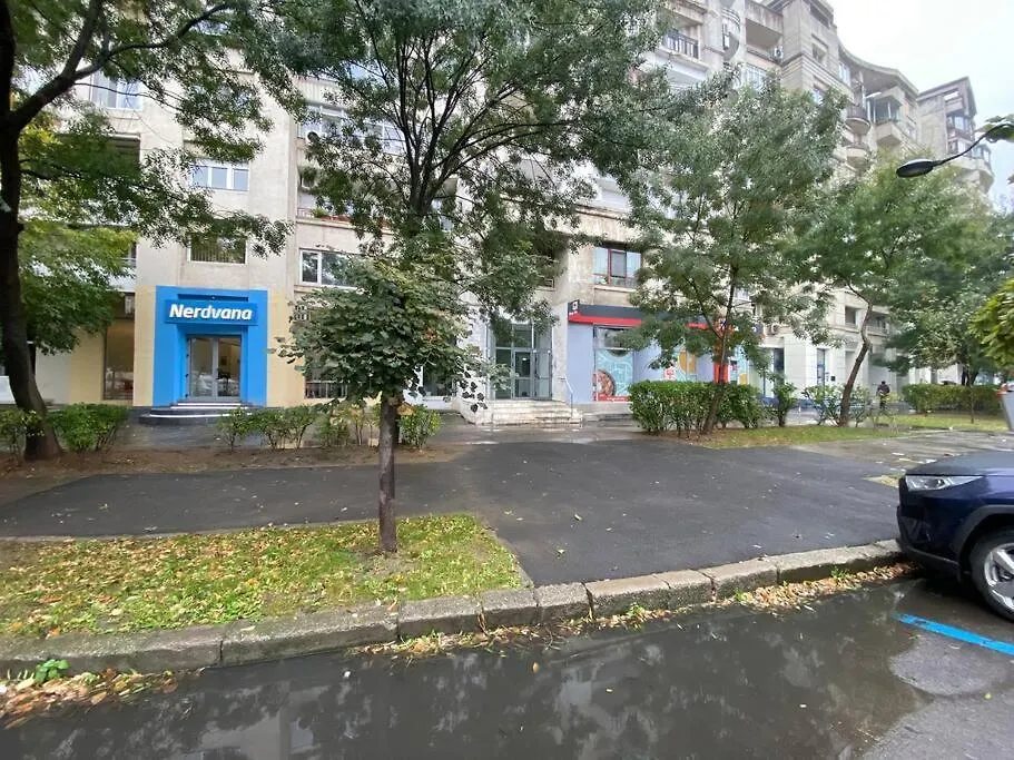 Green Apartment 43 Bucharest