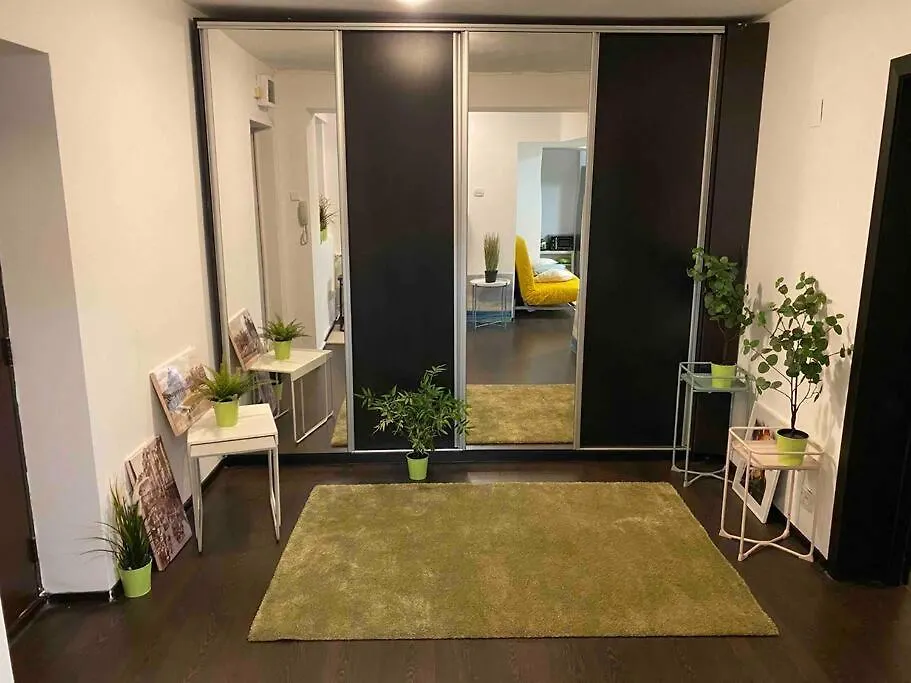Green Apartment 43 Bucarest